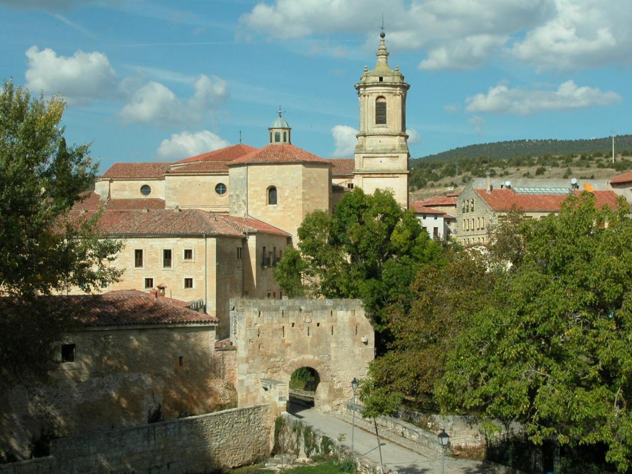 סנטו דומינגו דה סילוס Casa Rural Las Condesas מראה חיצוני תמונה